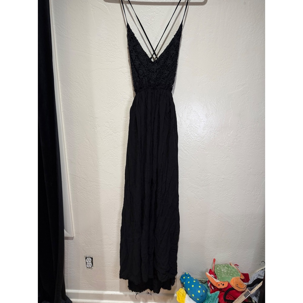 Forever 21 Black Crochet Lace Open Back Maxi Dress Frayed Hem Sleeveless V-Neck